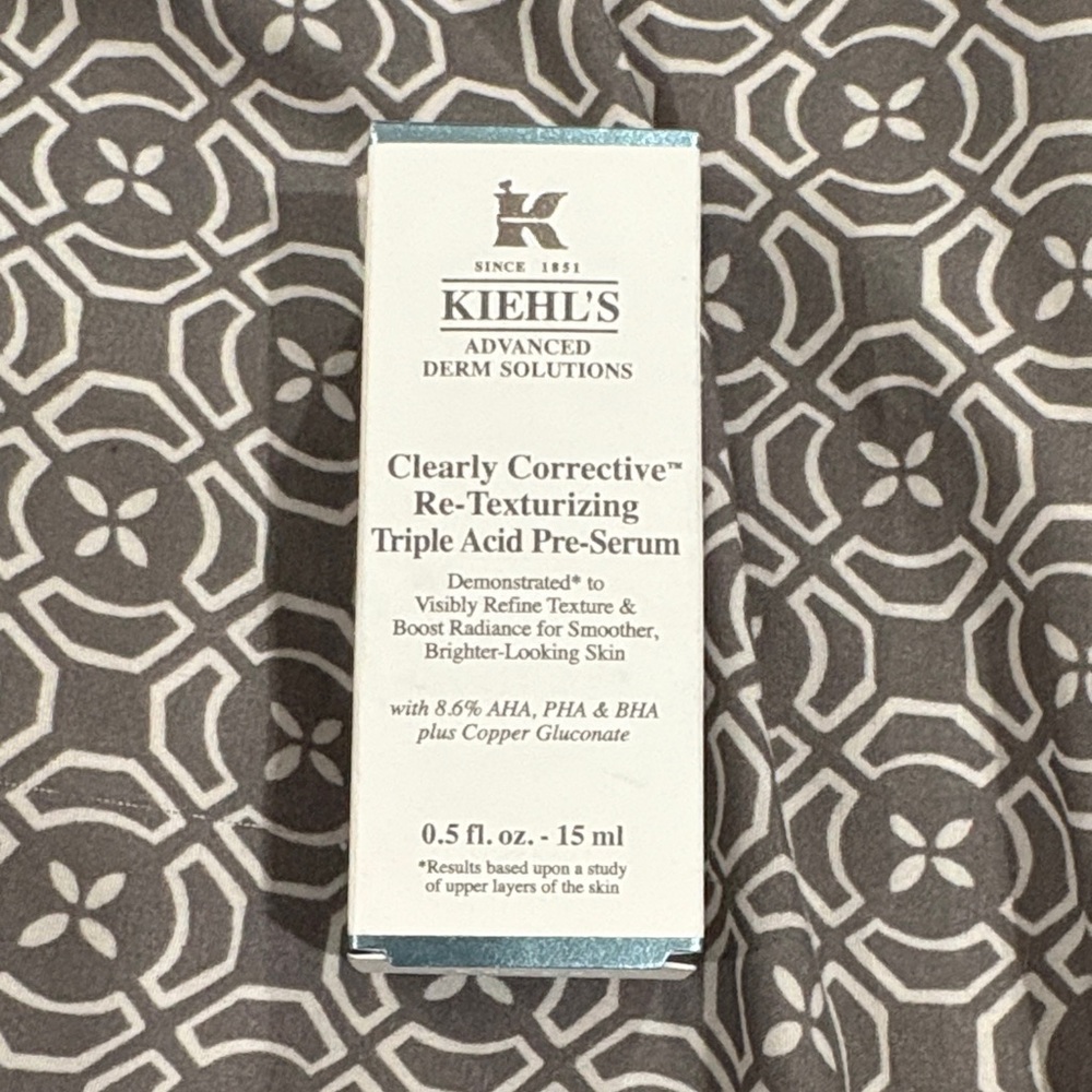 Kiehl's Clearly Corrective Re-Texturizing Triple Acid Pre-Serum